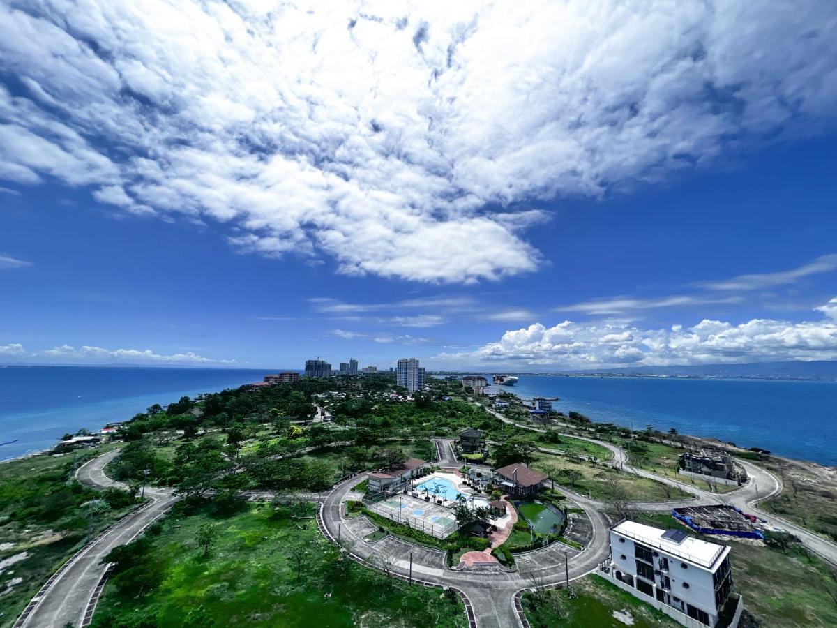 Oceanfront At Arterra, Fast Wifi, Nflix, Kitchen - H Or L Villa Isla de Mactán Exterior foto